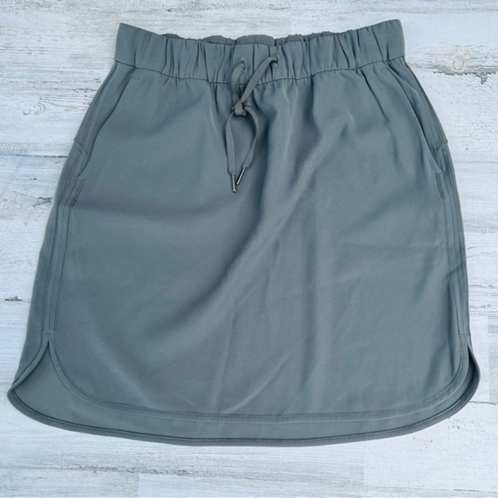 Lululemon Size 10 Skirts Womens Golf Tennis Sports Athletics Pullon Sage Green